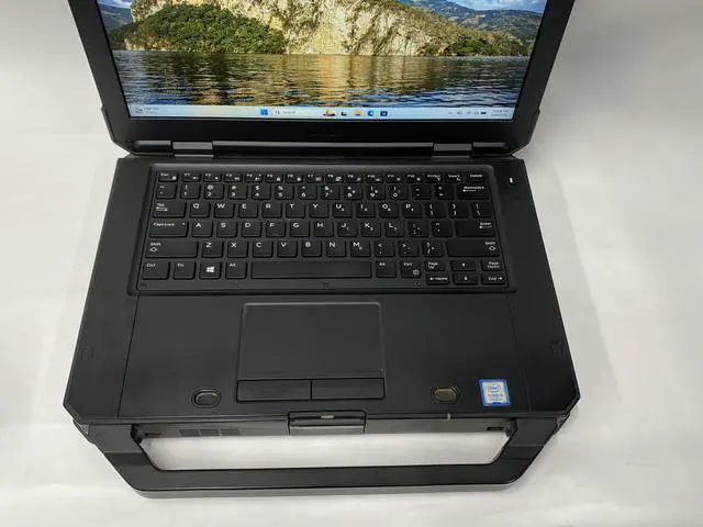Alt view image 2 of 7 - Dell - Latitude 5424 - i5-8350u - 16GB - 512GB - 14" - 1920 x 1080 - Windows 11 Pro