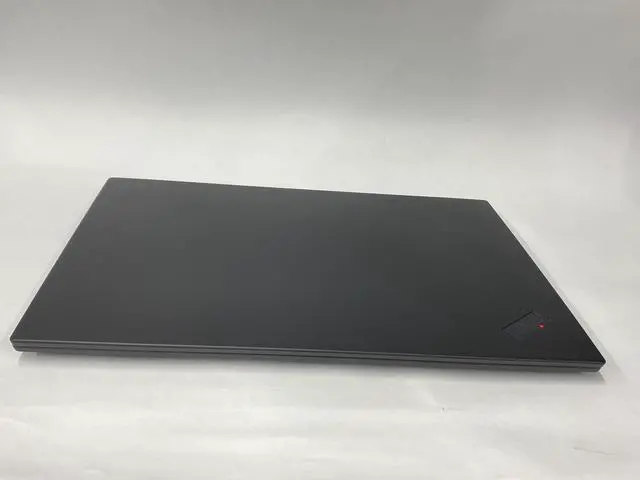 Alt view image 3 of 7 - Lenovo - ThinkPad P1 - i7-8850H - 16GB - 512GB - 15.6" - 1920 x 1080 - Windows 11 Pro