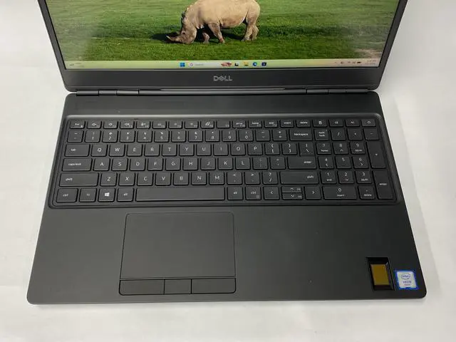 Alt view image 2 of 7 - Dell - Precision 7560 - W-10855M - 16GB - 512GB - 15.6" - 1920 x 1080 - Windows 11 Pro