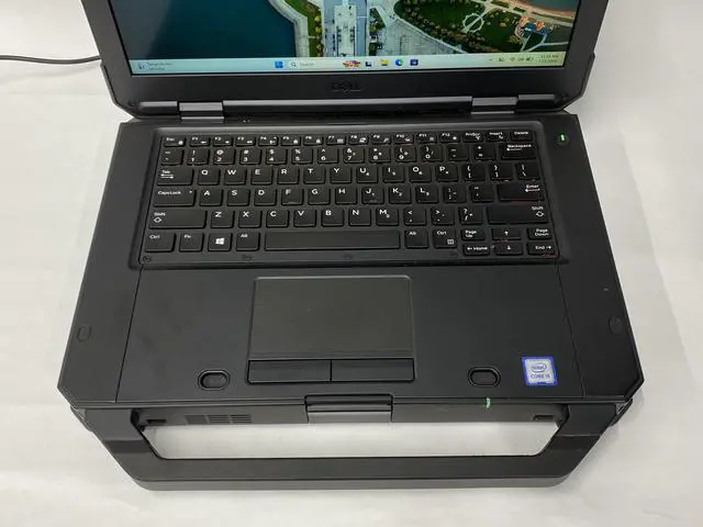 Alt view image 2 of 7 - Dell - Latitude 5424 - i5-8350u - 16GB - 512GB - 14" - 1920 x 1080 - Windows 11 Pro