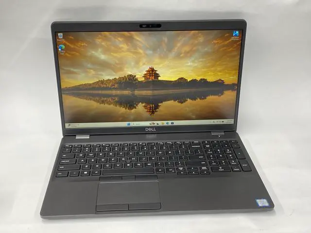 Main image of Dell - Latitude 5500 - i7-8665u - 16GB - 512GB - 15.6" - 1920 x 1080 - Windows 11 Pro