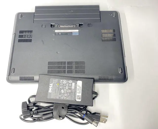 Alt view image 7 of 7 - Dell - Latitude E5440 - i7-4600U - 8GB - 256GB - 14" - 1600 x 900 - Windows 10 Pro