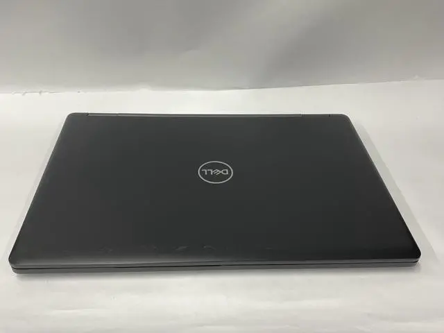 Alt view image 3 of 7 - Dell - Latitude 5590 - i5-8250u - 16GB - 256GB - 15" - 1920 x 1080 - Windows 10 Pro