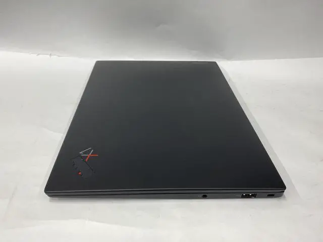 Alt view image 3 of 7 - Lenovo - Thinkpad X1 Carbon 9th Gen - i5-1135G7 - 16GB - 512GB - 14" - 1920 x 1080 - Windows 11 Pro