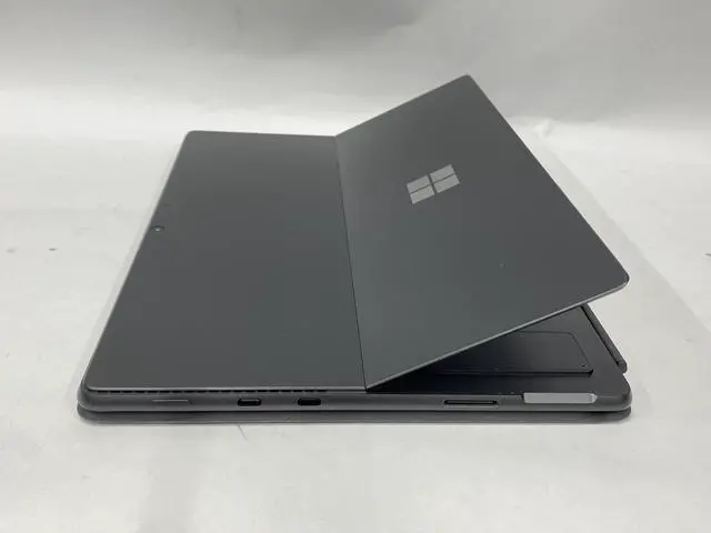 Alt view image 4 of 7 - Microsoft - Surface Pro 8 - Touch Screen - i5-1135G7 - 16GB - 256GB - 13" - 2880 x 1920 - Windows 11 Pro