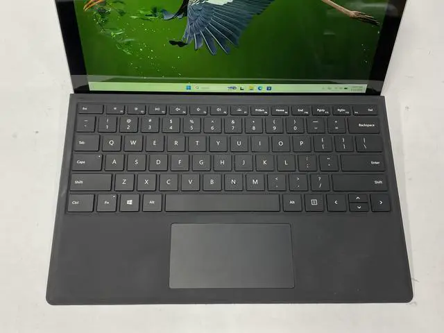 Alt view image 2 of 7 - Microsoft - Surface Pro 6 - Touch Screen - i7-8650u - 8GB - 256GB - 12" - 2736 x 1824 - Windows 11 Pro