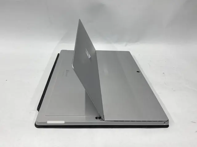 Alt view image 6 of 7 - Microsoft - Surface Pro 5 - Touch Screen - i7-7660u - 8GB - 256GB - 12" - 2736 x 1824 - Windows 10 Pro
