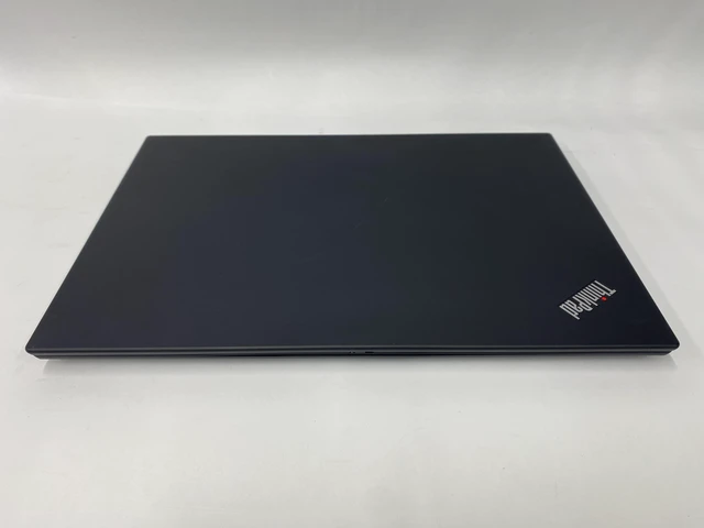 Alt view image 3 of 7 - Lenovo - T14 Gen 2 - Touch Screen - i5-1135G7 - 16GB - 256GB - 14" - 1920 x 1080 - Windows 11 Pro