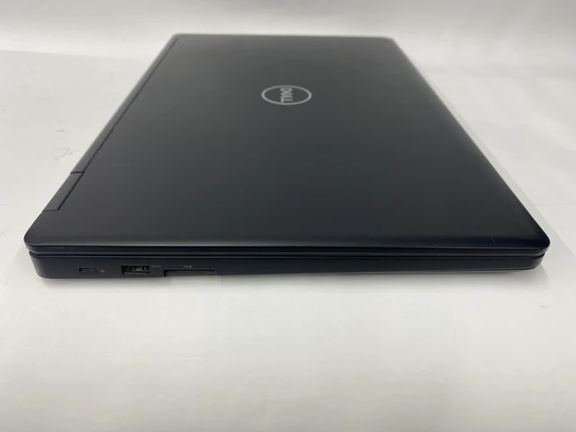 Alt view image 4 of 7 - Dell - Latitude 5590 - i5-7300U - 16GB - 256GB - 15" - 1920 x 1080 - Windows 10 Pro