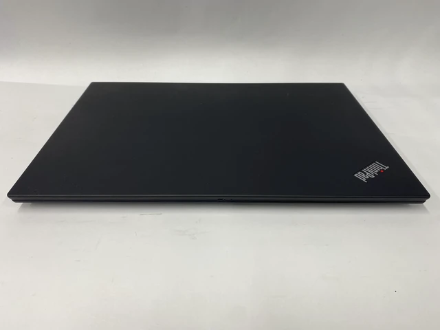 Alt view image 3 of 7 - Lenovo - ThinkPad T15 - i5-10310U - 16GB - 512GB - 15.6" - 1920 x 1080 - Windows 11 Pro