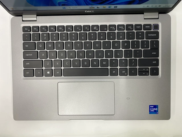 Alt view image 2 of 7 - Dell - Latitude 5420 - i7-1185G7 - 16GB - 512GB - 14" - 1920 x 1080 - Windows 11 Pro