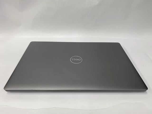 Alt view image 3 of 7 - Dell - Latitude 5530 - I7-1255U - 16GB - 512GB - 15.6" - 1920 x 1080 - Windows 11 Pro