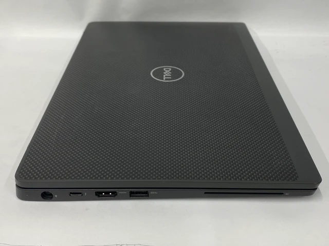 Alt view image 4 of 7 - Dell - Latitude 7400 - i7-8665U - 16GB - 256GB - 14" - 1920 x 1080 - Windows 11 Pro