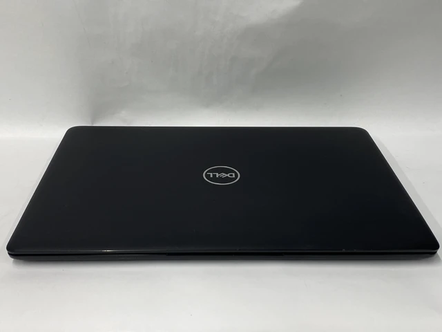 Alt view image 3 of 7 - Dell - Latitude 3500 - i5-8265U - 8GB - 128GB - 15.6" - 1920 x 1080 - Windows 11 Pro