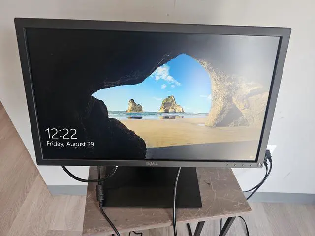 Alt view image 2 of 7 - Dell OptiPlex 7050 Micro All-in-One with Dell 22" 1920 x 1080 Monitor Desktop PC-7th Gen Intel Core i5-7500 3.40 GHz 8 GB DDR4 128 GB SSD WiFi BT Windows 10 Pro with keyboard and mouse