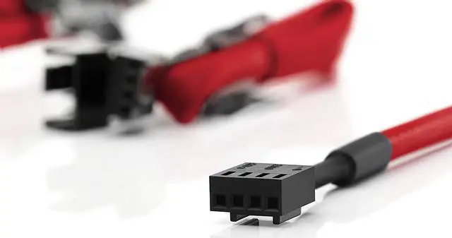 Alt view image 2 of 2 - Noctua NA-SEC1 chromax.Black, 3-Pin/4-Pin Extension Cables (30cm, Red)