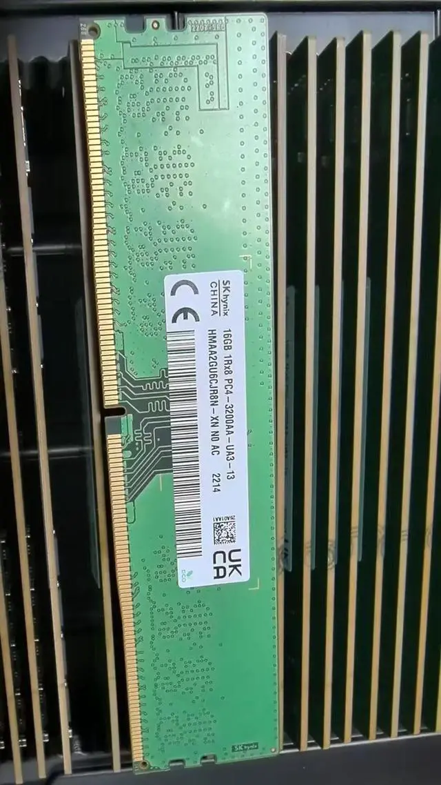 Alt view image 2 of 3 - HMAA2GU6CJR8N-XN 16GB DDR4 3200MHz PC4-25600 1.2V 1Rx8 288-Pin UDIMM Desktop RAM Memory Module