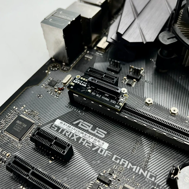 Alt view image 5 of 5 - ADT-Link PCIe 5.0 x4 to M.2 NVMe SSD Adapter