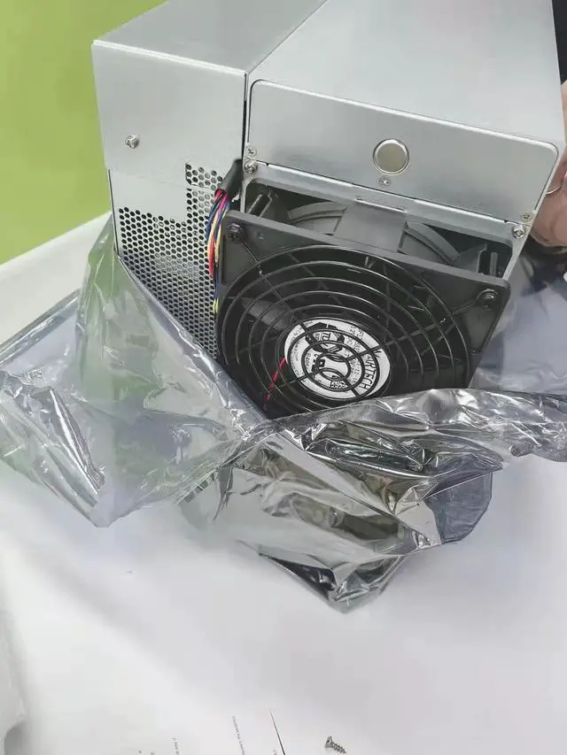 Alt view image 4 of 5 - Asic Miner Blockchain Dogecoin LTC mining machine 3425W 9500MH/s 9.5Gh/s Bitmain antminer l7