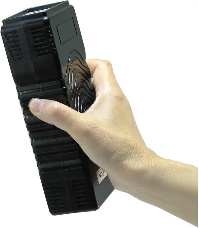 Alt view image 2 of 7 - iP100 High Capacity (99 Wh, or 27,000mAh) 19V Output Voltage Rechargeable Battery Pack iP100-19V