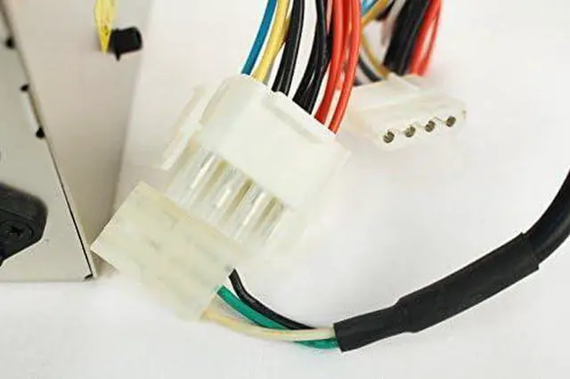 Alt view image 2 of 2 - 200W Power Supply