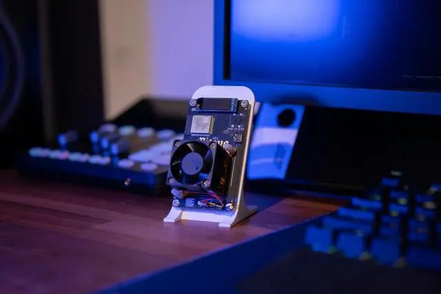 Alt view image 3 of 7 - Bitcoin Merch - Bitaxe 601 Gamma + Power Supply Bitcoin Miner 1.2TH/s+