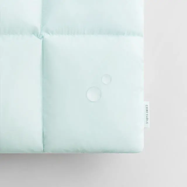 Alt view image 5 of 5 - Comfyable Puffy Laptop Sleeve 13 Inch 14 Inch, Quilted Puffer Laptop Carrying Case, Pillow Case Compatible with MacBook Air M4 2025 M3 M2 M1, MacBook Pro M4 Pro/Max, Ice Blue