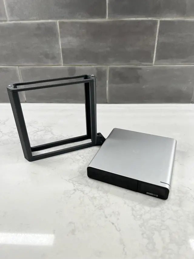 Alt view image 2 of 5 - Bartallama3D 1U Rackmount Bracket for Unifi Cloud Key G2 - Black