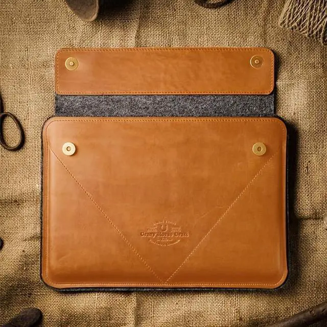 Alt view image 4 of 5 - Ronuo Laptop Vintage Leather & Fleece Sleeve for iPad Pro 12.9"/ MacBook Air Pro 13 15 inch 16-inch (Yellow Brown, 16-inch)
