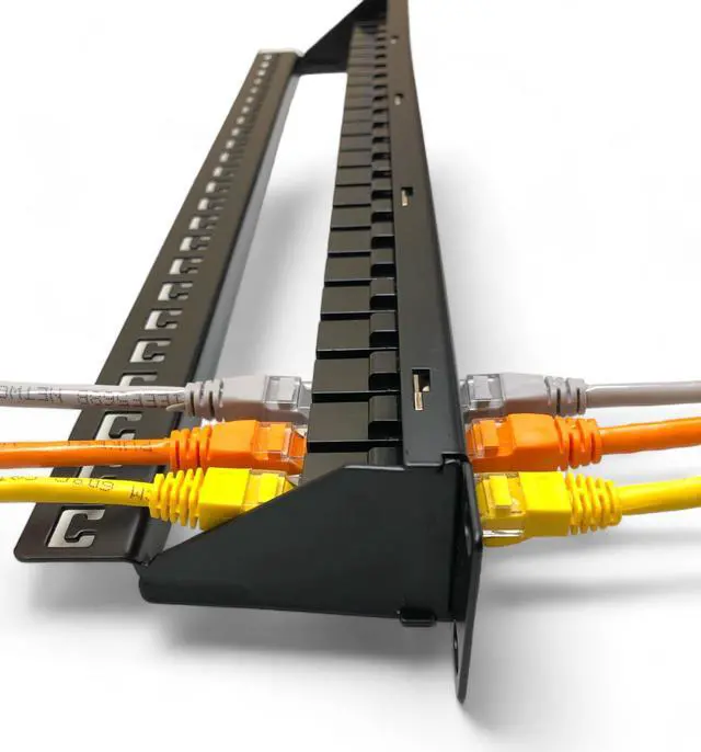 Alt view image 3 of 5 - Grid DCS 24 Port Patch Panel 1U UTP with Inline Keystone CAT6 Coupler (Populated)