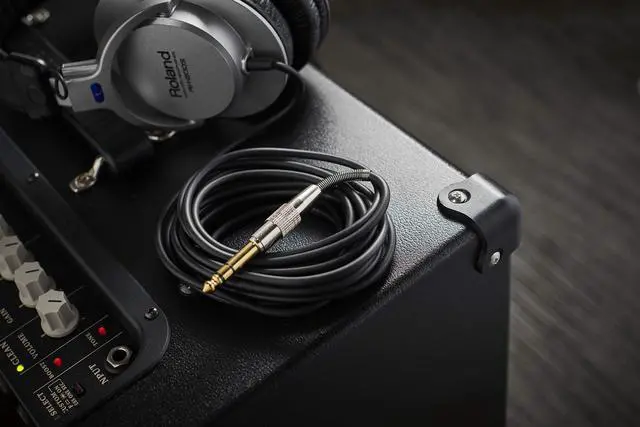 Alt view image 4 of 5 - Roland Studio Quality Monitoring Headphones (RH-200S),Silver
