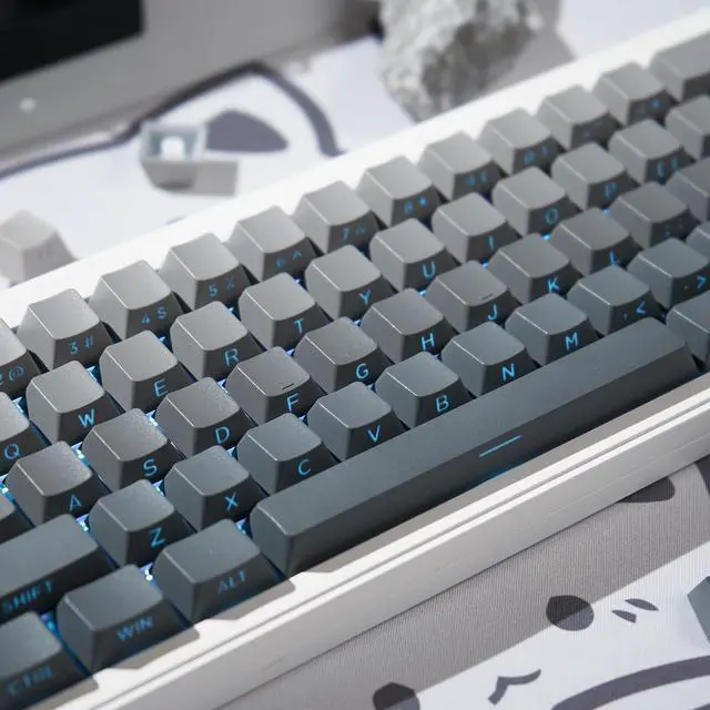 Main image of mintcaps Shine Through Keycaps -133keys PBT Doubleshot keycaps Gradient Side Print Cherry Profile Keycap Set for 60% 65% 75% 100% Cherry Gateron MX Switches Mechanical Keyboard
