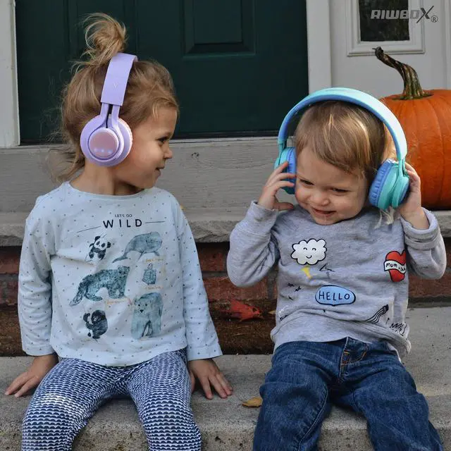 Alt view image 2 of 5 - Riwbox 2 Packs WT-7S Kids Headphones Wireless, Foldable Stereo Bluetooth Headset with Mic Compatible with PC/Laptop/Tablet/iPad Pink&Blue