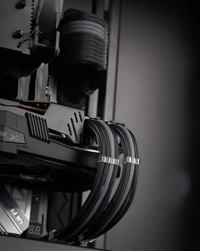 Alt view image 2 of 2 - Reaper Cable Sleeved PSU Extension Set - Power Supply Extensions - 1x 24 Pin/ 2X 8 Pin/ 2X 6 Pin/ 1x 4+4 Pin - with Combs - 30cm (Carbon & Billet Grey)