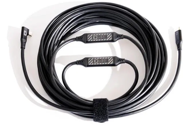 Main image of IQwire CXRBON BLXCK X10 USB-C to USB-C 33' 10m Right Angle Intelligent Photography Tether Cable