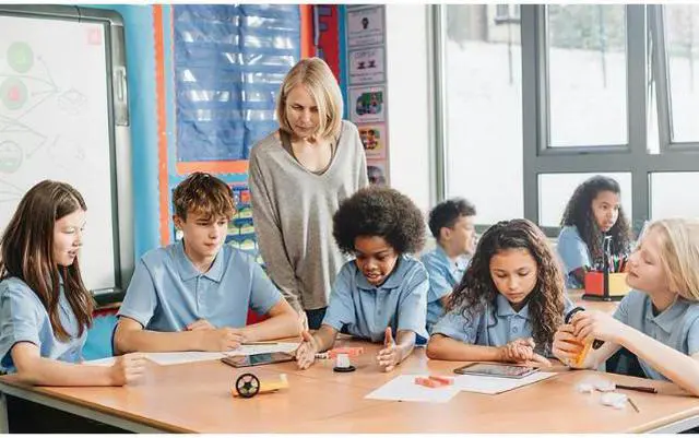 Main image of SAM LABS Maker Kit (STEAM) | Perfect kids educational toy for boys and girls ages 8 and up | Programming toy