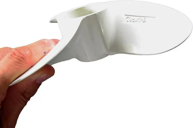 Alt view image 4 of 5 - Asaki 6E0-45943-00-EL Fits Yamaha Outboard Motor Boat 4, 5 HP Propeller White 7 1/2X7 Right