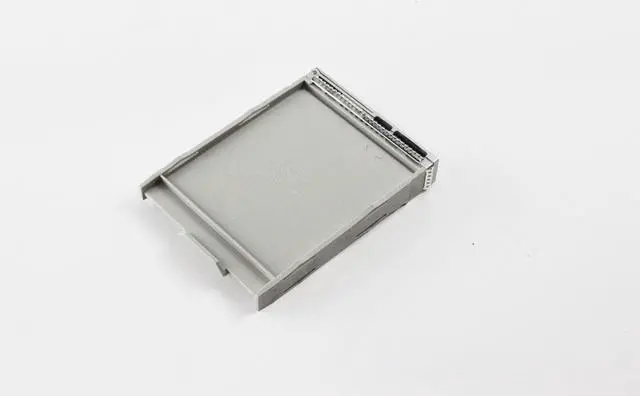 Alt view image 3 of 3 - SUN MicroSystems SunFire X4200 Server HDD 2.5" Hard Drive Blank Filler 330-4033-01