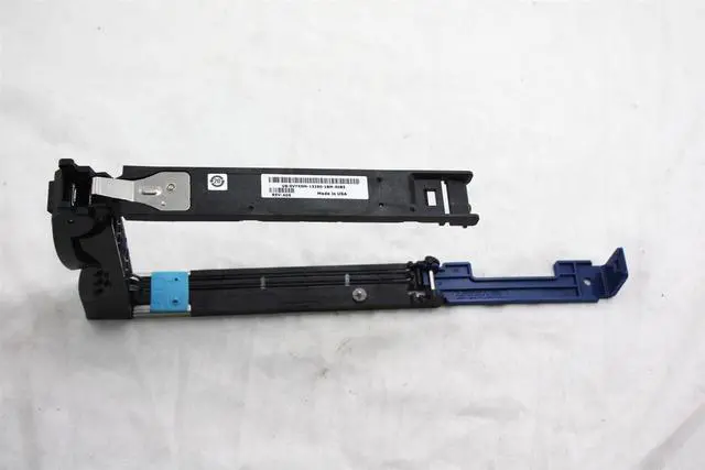 Alt view image 2 of 3 - EMC VNX3300 5100 Server 3.5" Hard Drive Caddy VYKNN 0VYKNN US-0VYKNN-13290 040-001-999 005049274