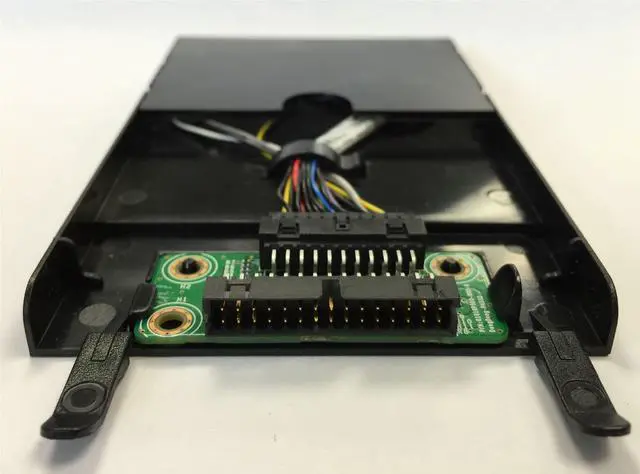 Alt view image 5 of 5 - IBM X3530 / X3630 M4 Front Control Panel Board W/ Tray & Signal LED P/N: 90Y5821