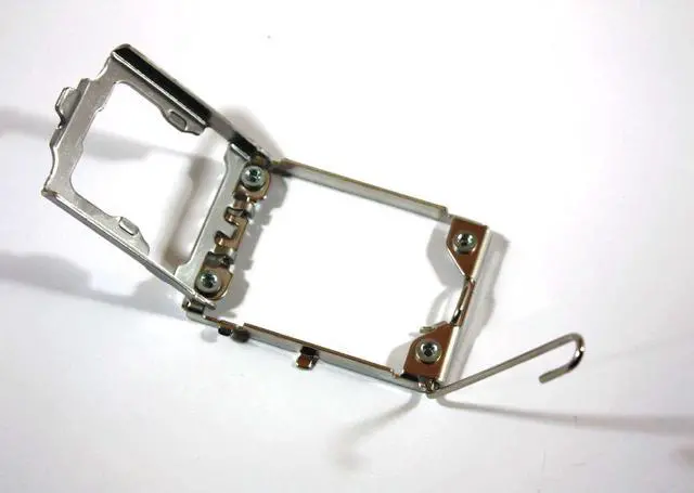 Alt view image 3 of 3 - Foxconn Server Bracket Clip 14J11 29722 06511 05521 13XXILM 21A11 13XXLM