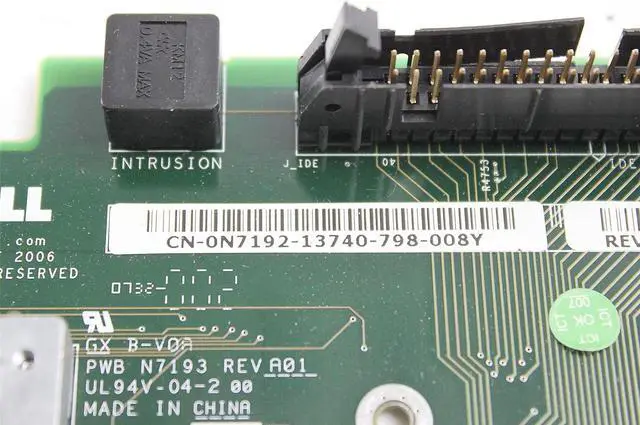 Alt view image 2 of 3 - Dell PowerEdge 2950 PCI-e Control Panel Sideplane Riser Board 0N7192 N7192
