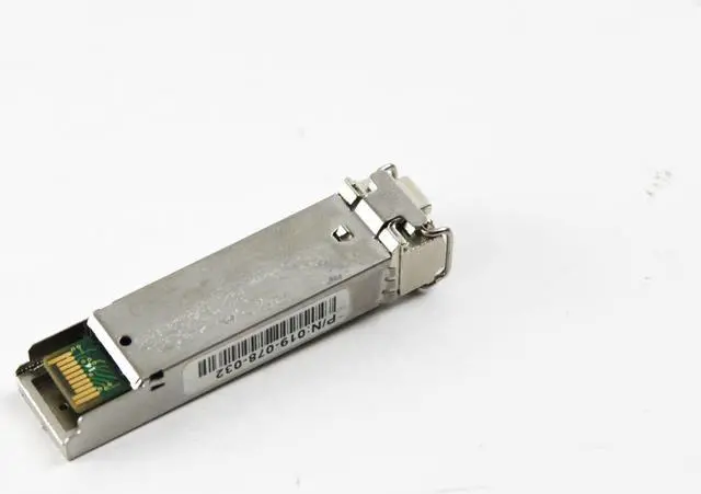 Alt view image 3 of 3 - Finisar FTLF8524P2BNV-E6 Server Transceiver Module 4Gb SFP 500m SW FC & GbE Gigabit Ethernet 019-078-032