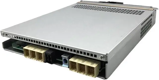 Alt view image 3 of 3 - NETAPP 111-00190+B3 IOM6 6Gb/s SAS Controller Module