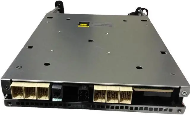 Alt view image 6 of 7 - NetApp Controller Module for FAS2520 - 111-01323+E3