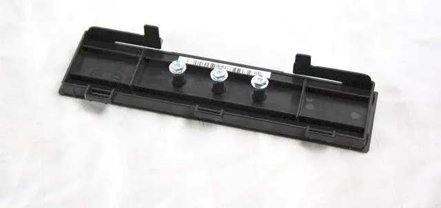 Alt view image 2 of 3 - Dell Optiplex GX520 GX745 GX755 GX760 620 745 755 360 380 5.25" Optical Drive Slot Cover Filler Plate RJ245 0RJ245