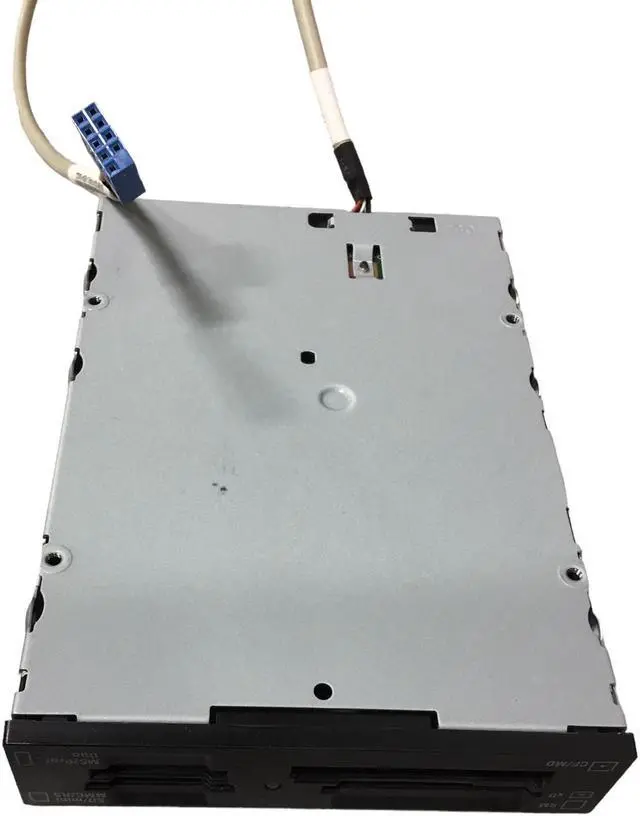 Alt view image 3 of 4 - TEAC CA-200 Memory Card Reader Desktop1930930B02 1930930B13 0TH661 w/Cable