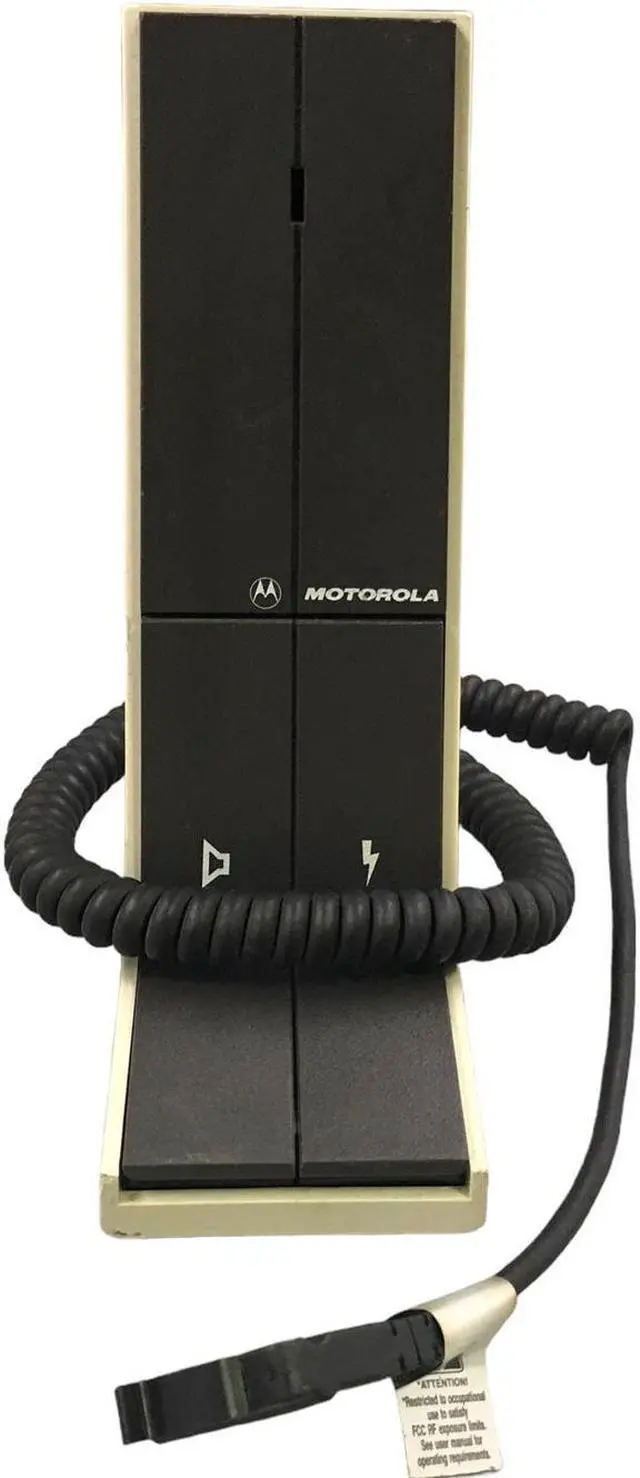 Alt view image 3 of 7 - Motorola HMN1050D Desktop Microphone