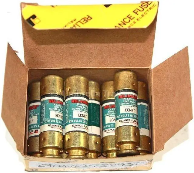 Alt view image 2 of 3 - Reliance Electric Box Of 8 Fuses Class RK5 ECNR-7