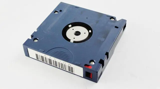 Alt view image 2 of 3 - Quantum LTO Ultrium 3 Tape Data Cartridge 400/800GB 061110